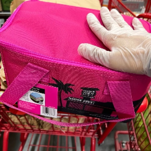 Brand new Trader Joe’s pink mini insulated bag - Picture 3 of 3